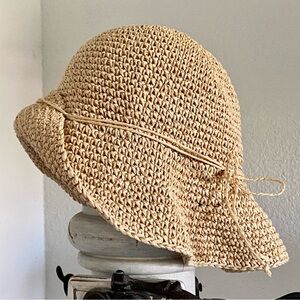 Old Navy Tan Woven Hat
